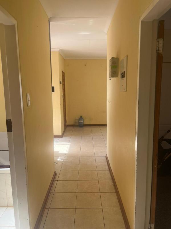 3 Bedroom Property for Sale in Mmabatho 14 North West